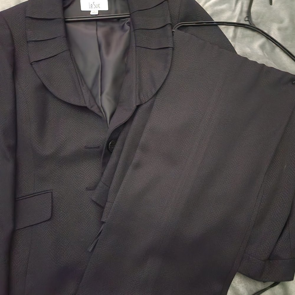 LeSuit pantsuit